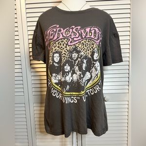 Aerosmith Band T-Shirt. “Aerosmith Get Your Wings US Tour ‘74”. Gray. Cotton. M.